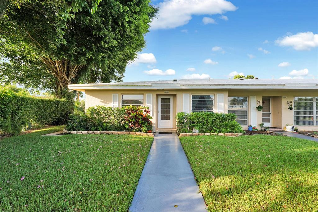 BOCA LAKES CONDO - Residential