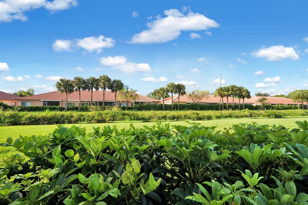 BOCA LAKES CONDO - Residential