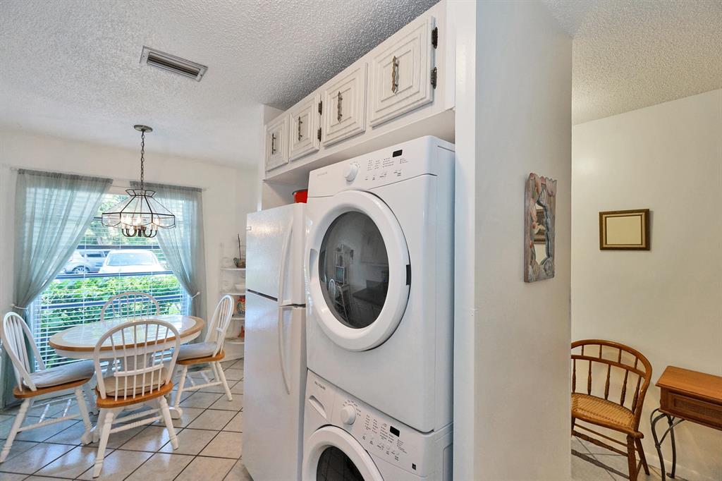 BOCA LAKES CONDO - Residential