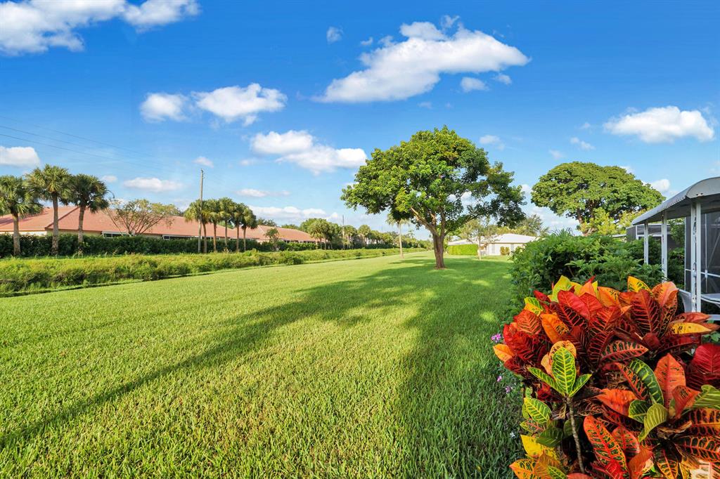 BOCA LAKES CONDO - Residential