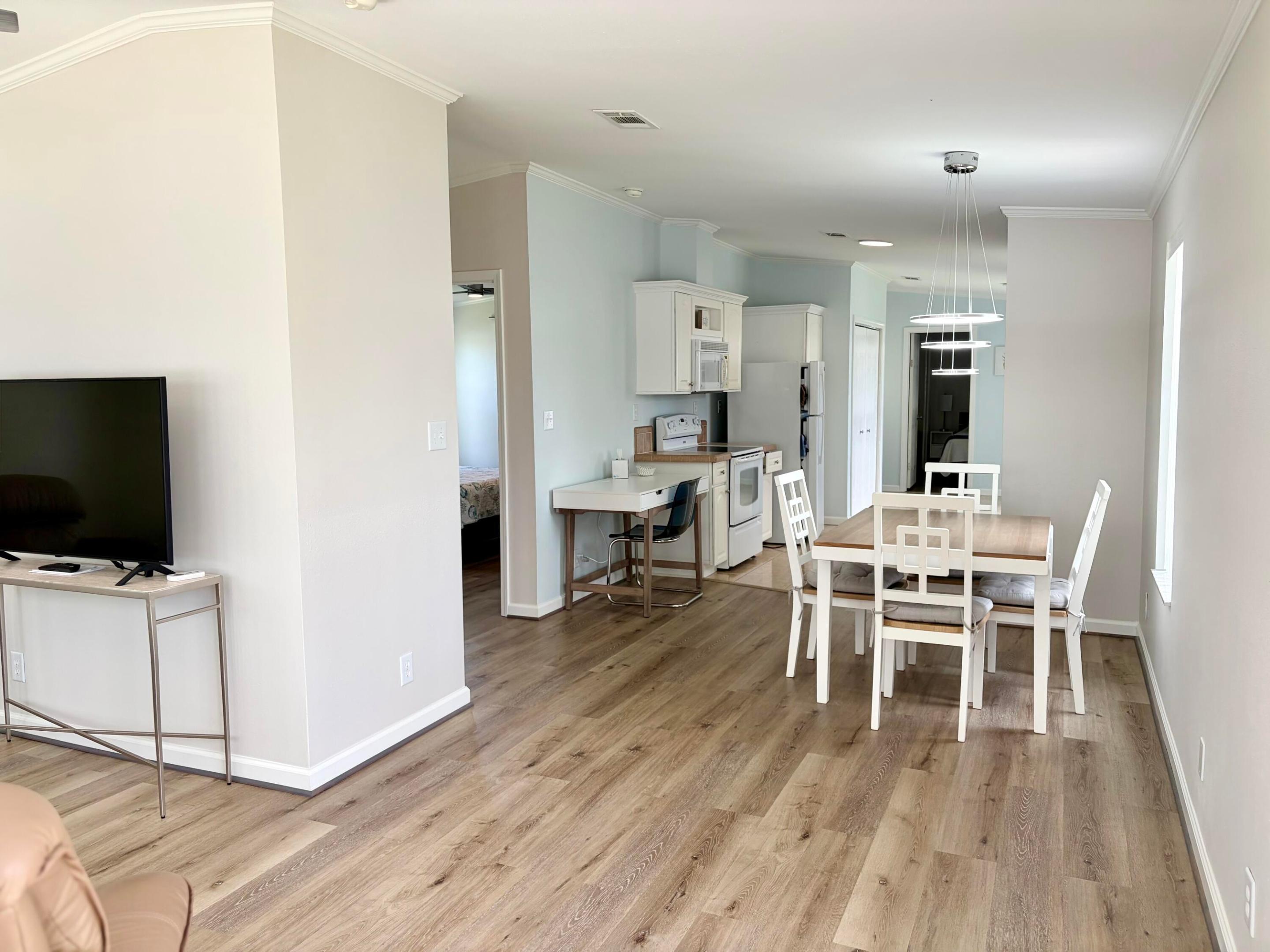 Spanish Laakes Riverfront - Residential