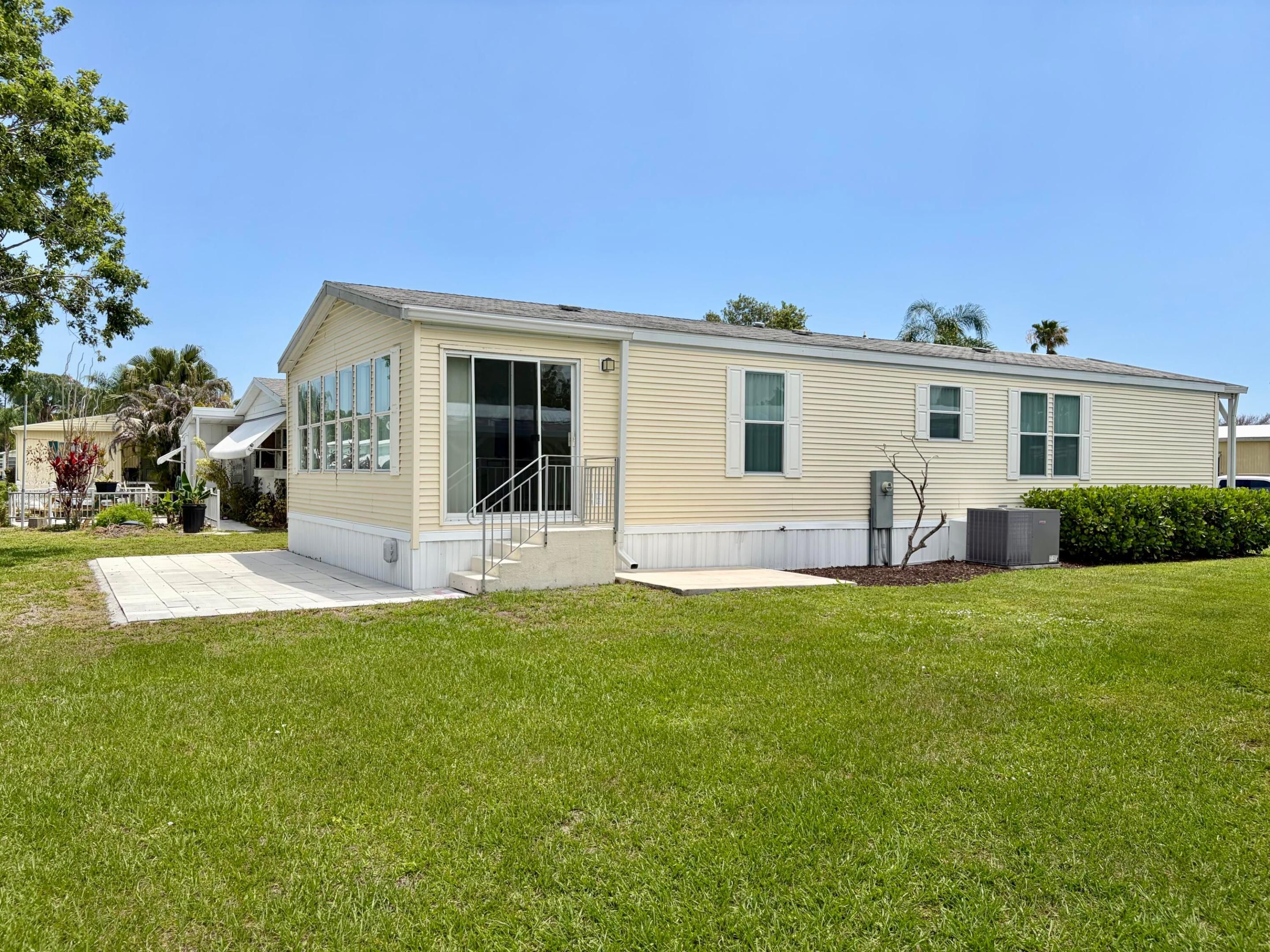 Spanish Laakes Riverfront - Residential