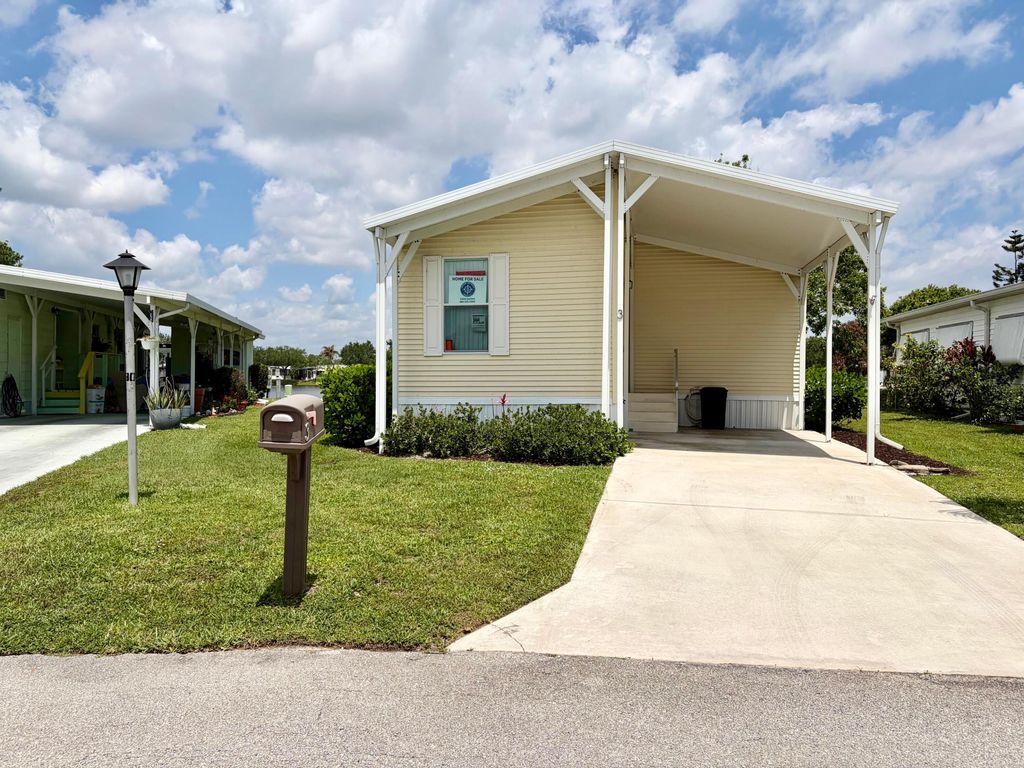 Photo of 3 San Pablo Lane, Port Saint Lucie, FL 34952 (MLS # B26026147)