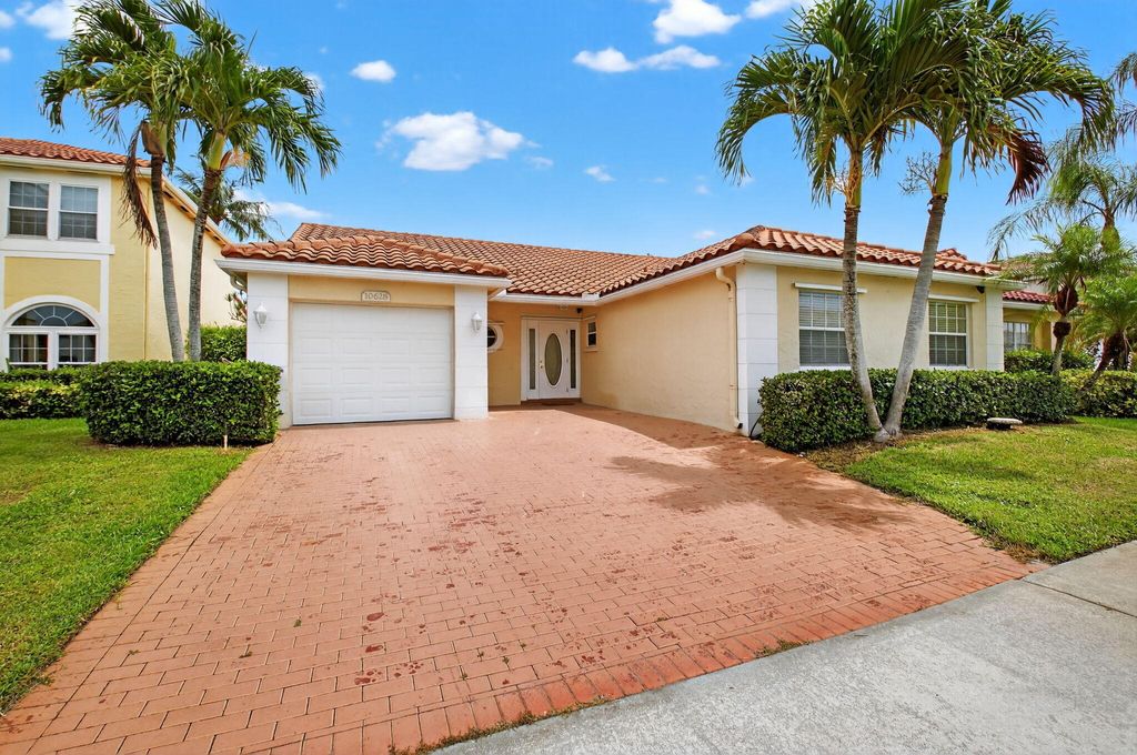 Photo of 10628 Plainview Circle, Boca Raton, FL 33498 (MLS # R11108174)