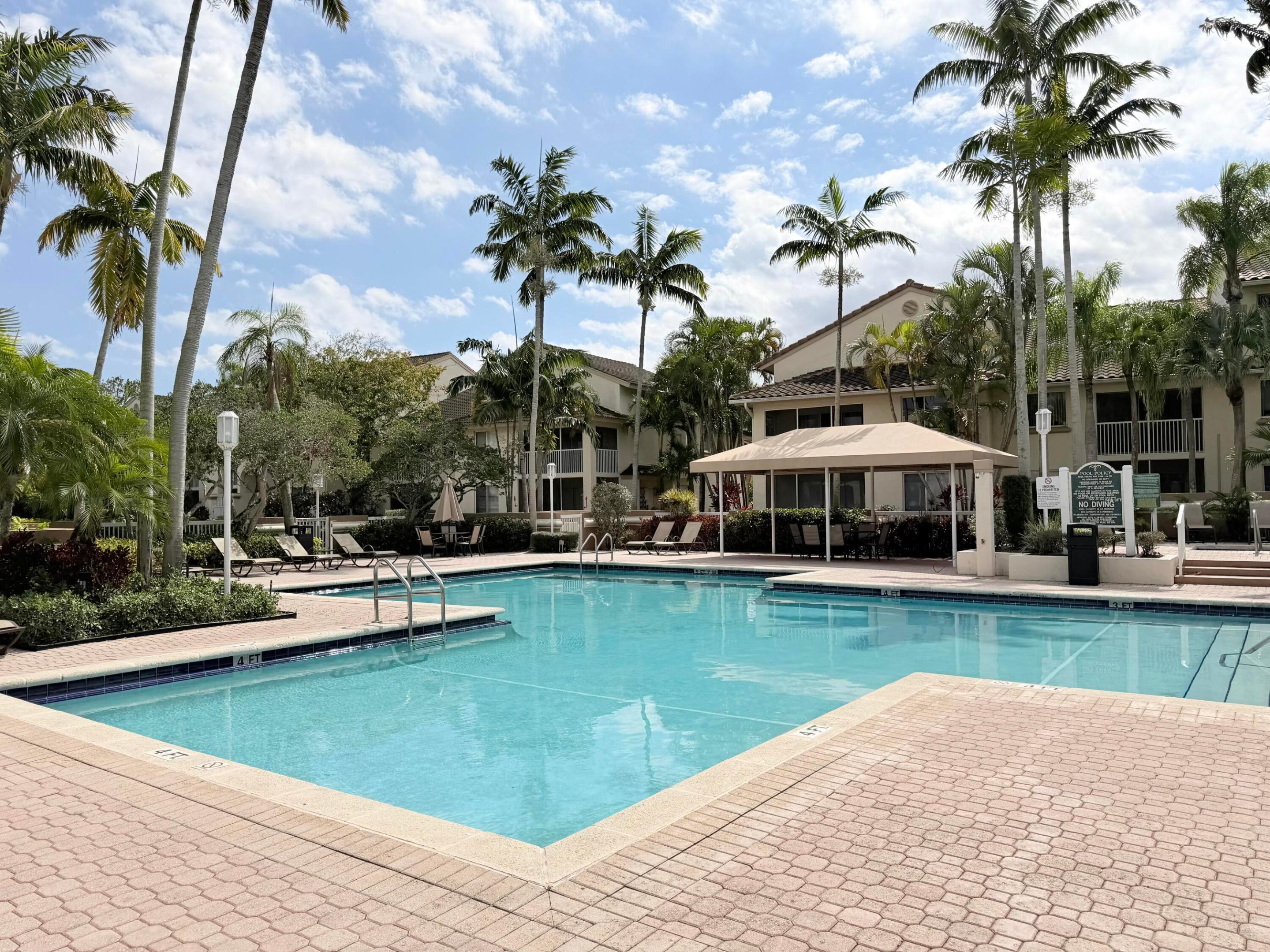 STERLING VILLAGES OF PALM BEACH LAKES CONDO - Residential Lease