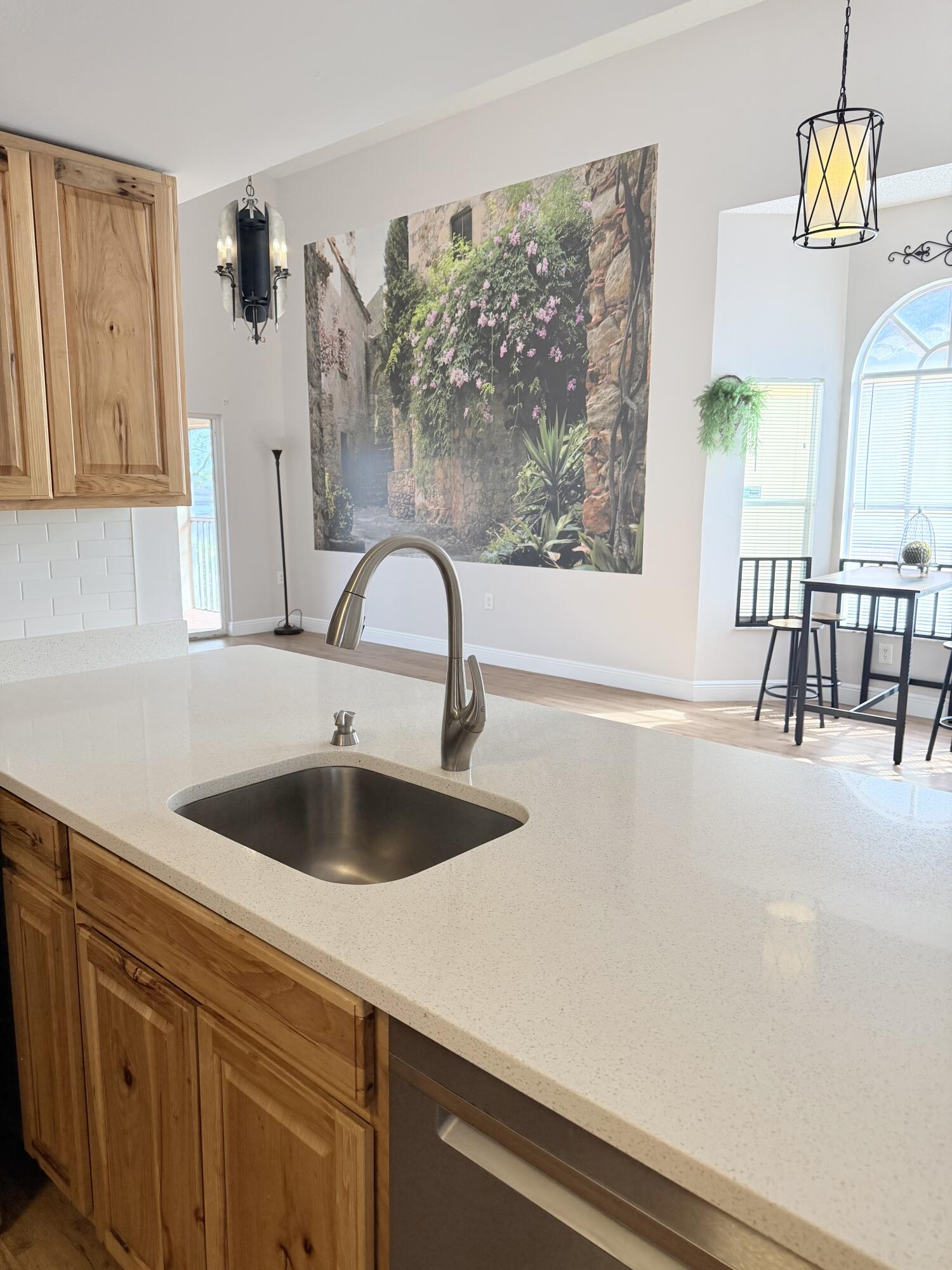 STERLING VILLAGES OF PALM BEACH LAKES CONDO - Residential Lease