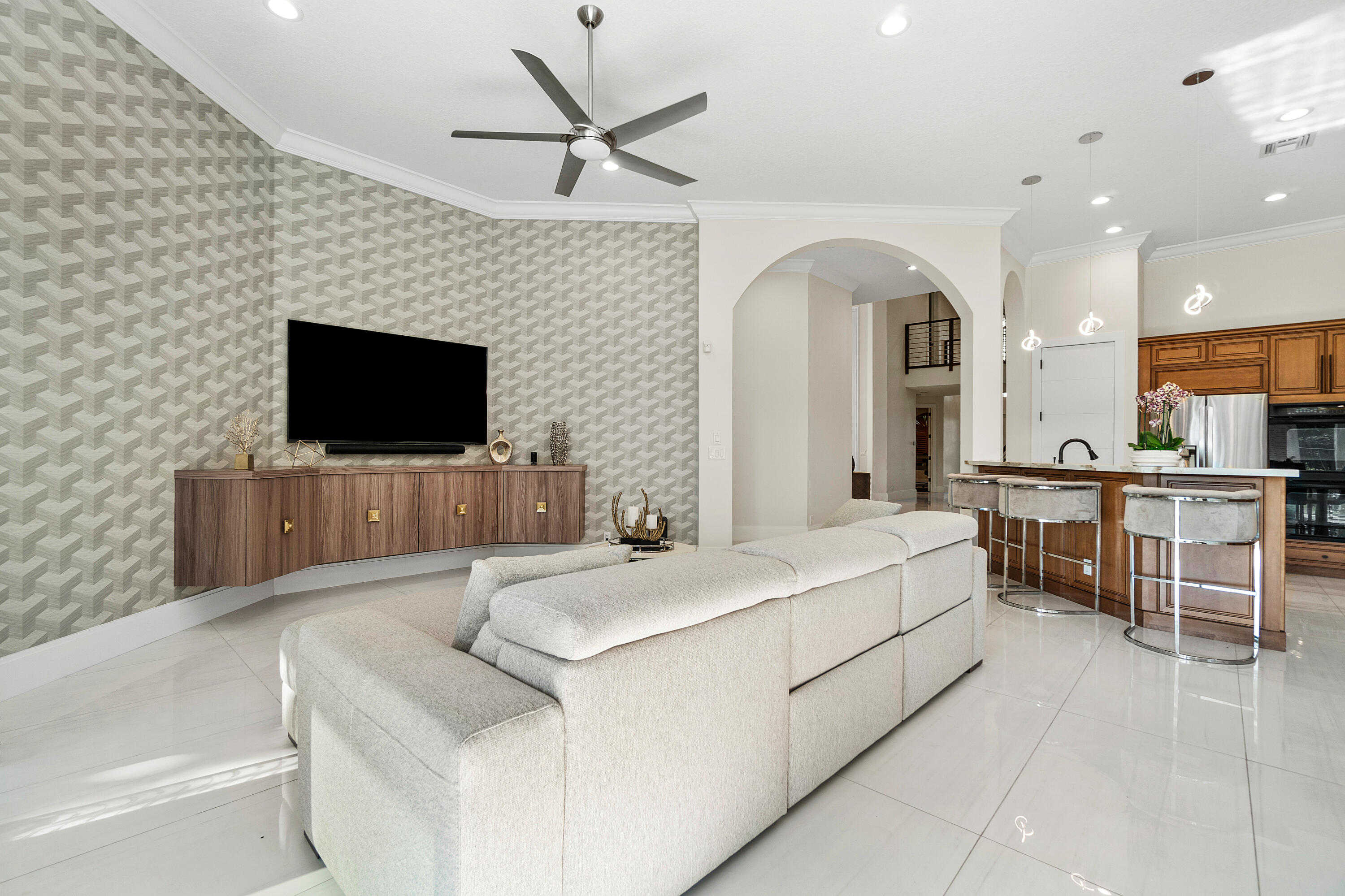 DELRAY TRAINING CENTER PUD PAR A - Residential Lease