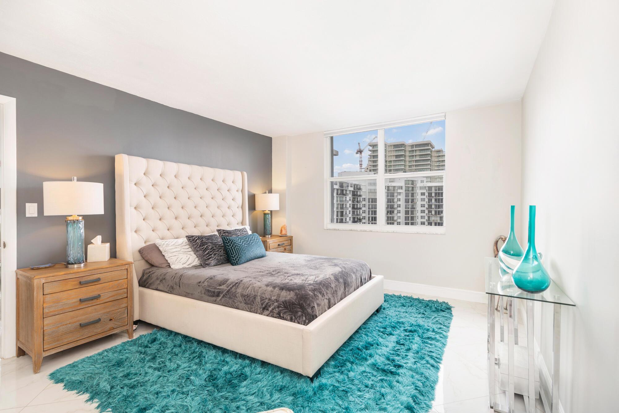 RAPALLO SOUTH COND - Residential