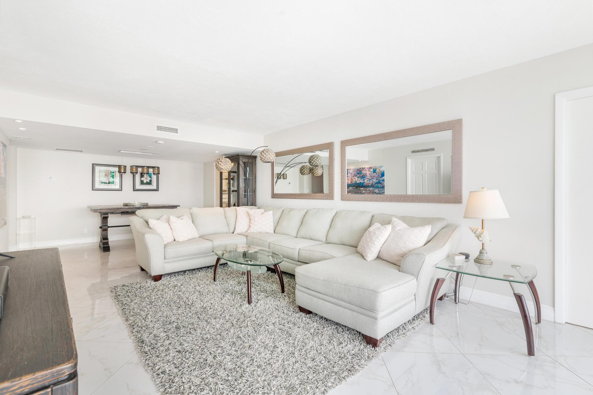 RAPALLO SOUTH COND - Residential