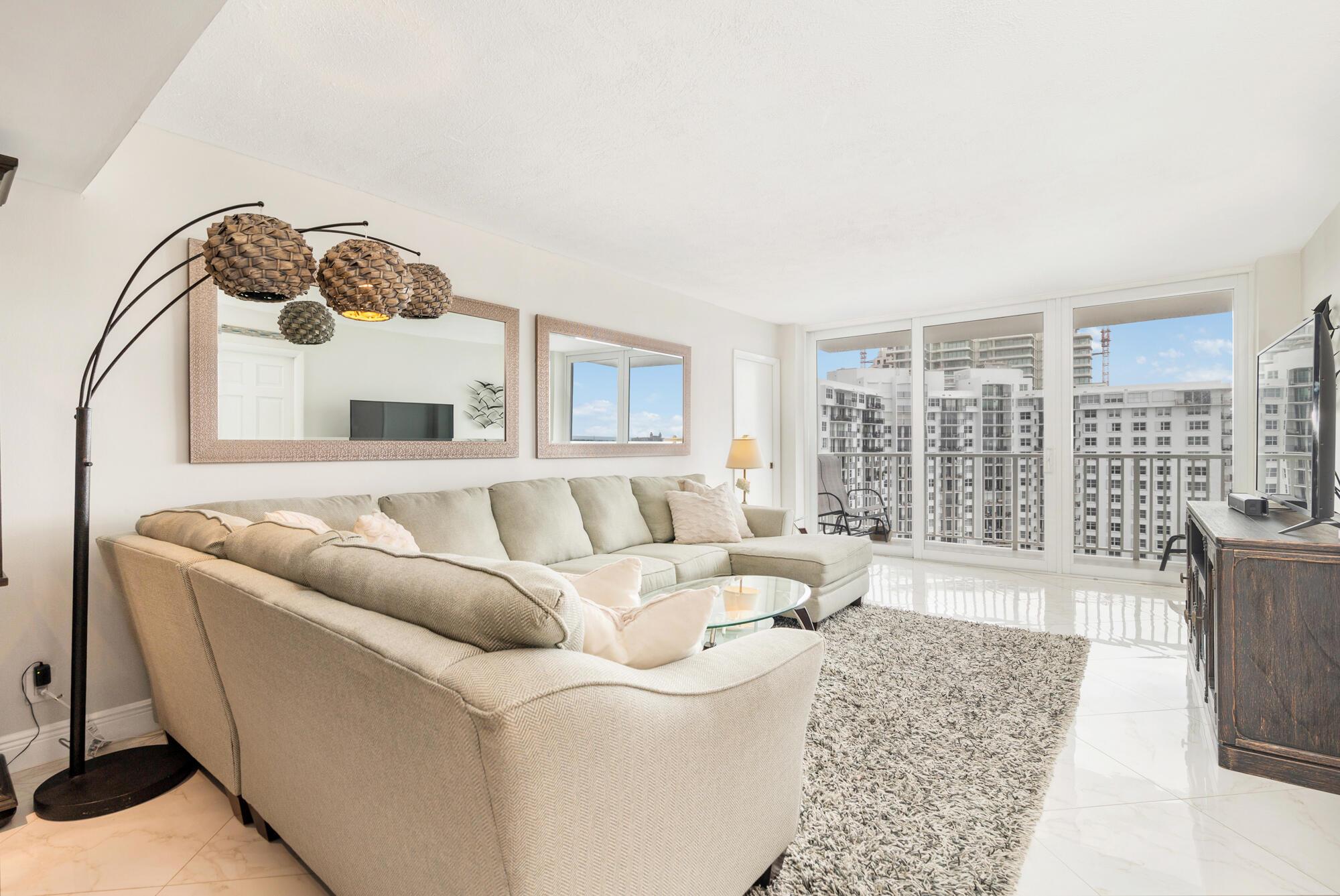 RAPALLO SOUTH COND - Residential