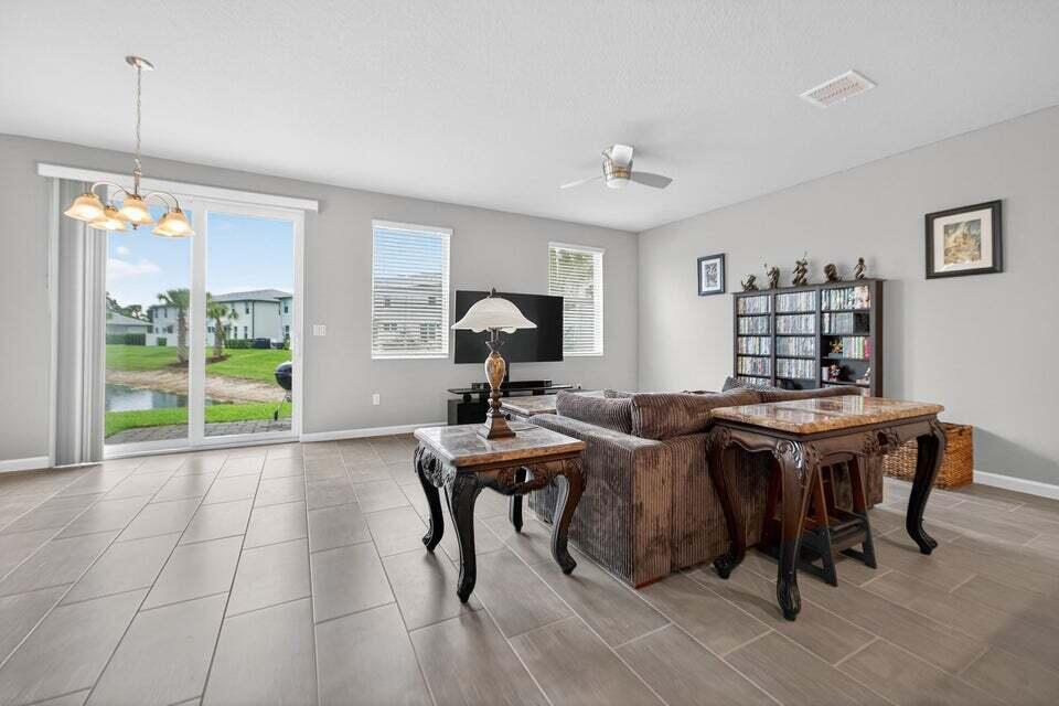 ENCLAVE AT MANGONIA PARK - Residential