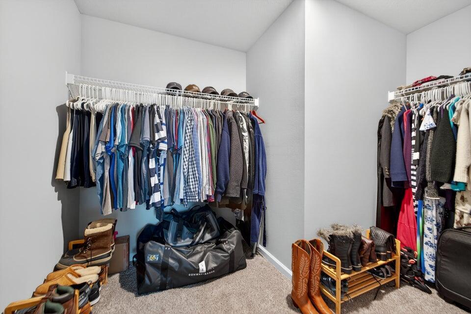 ENCLAVE AT MANGONIA PARK - Residential