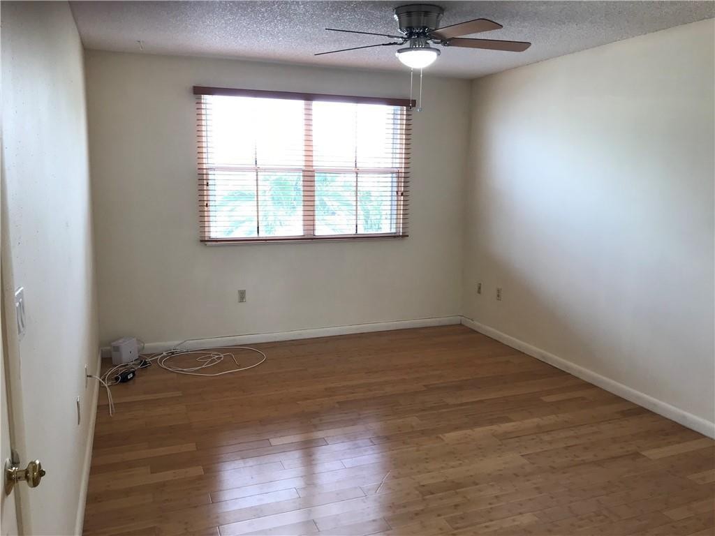 Apple Creek 133-8 B - Residential Lease