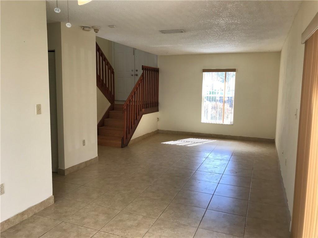 Apple Creek 133-8 B - Residential Lease