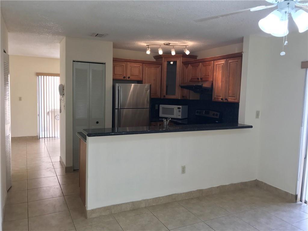 Apple Creek 133-8 B - Residential Lease