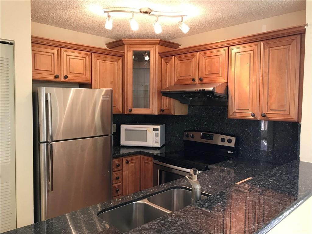 Apple Creek 133-8 B - Residential Lease