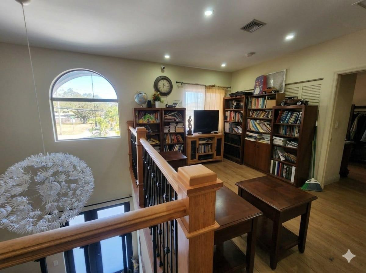 Hendricks Heights 22-49 B - Residential