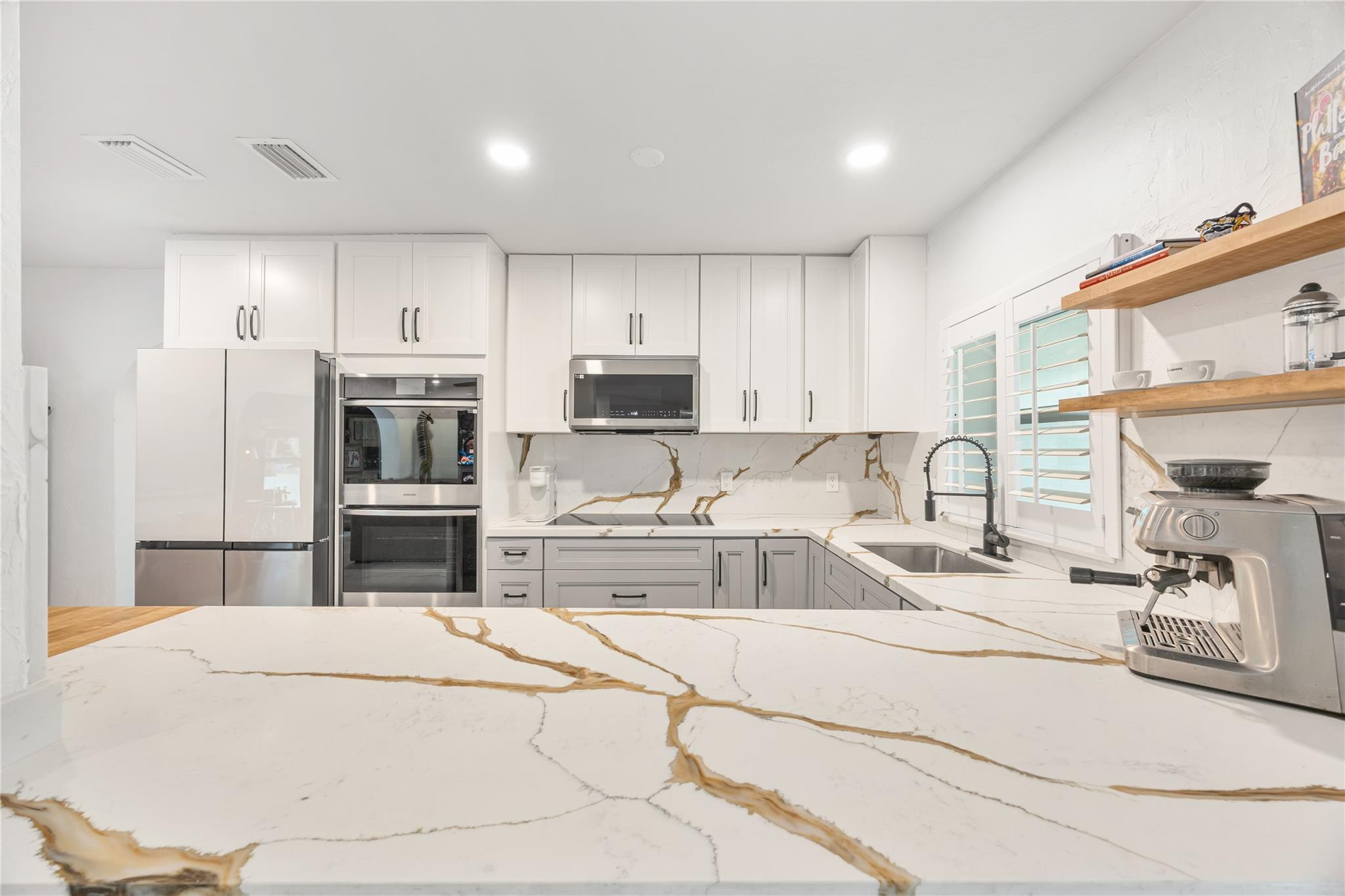 Coral Ridge - Residential