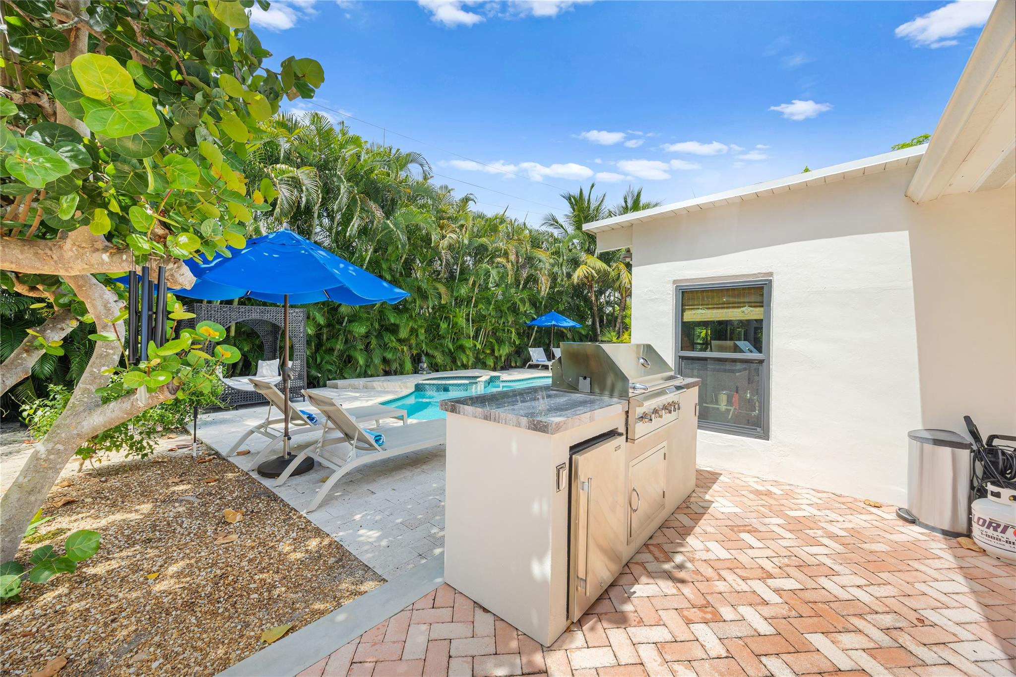 Coral Ridge - Residential