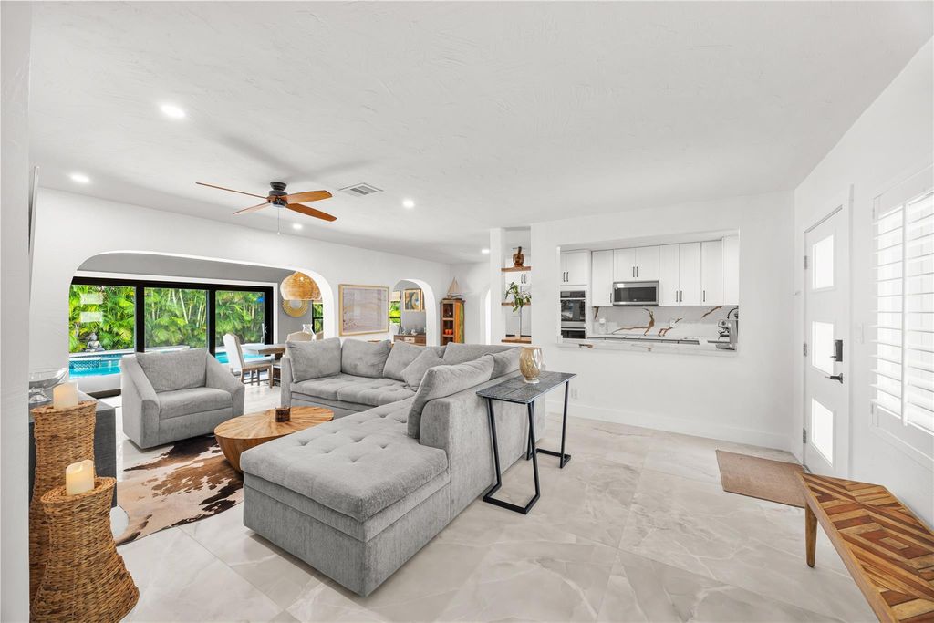 Photo of 2520 Yacht Club Boulevard, Fort Lauderdale, FL 33304 (MLS # F10549932)