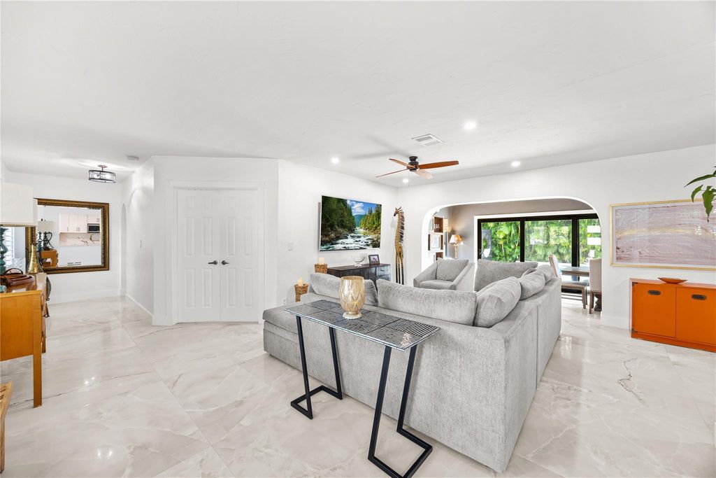 Photo of 2520 Yacht Club Boulevard, Fort Lauderdale, FL 33304 (MLS # F10549932)