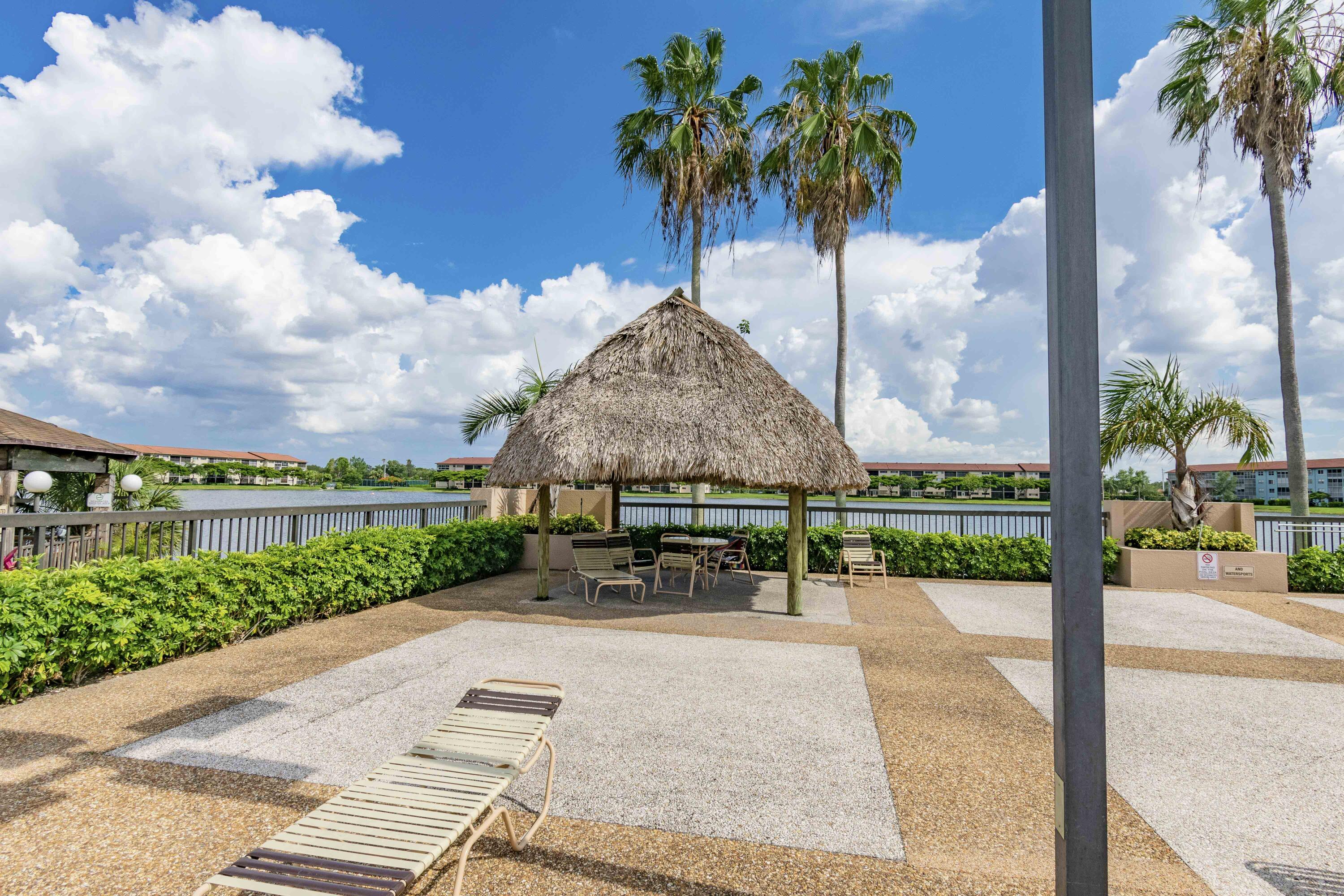 SUFFOLK AT CENTURY VILLAGE - Residential