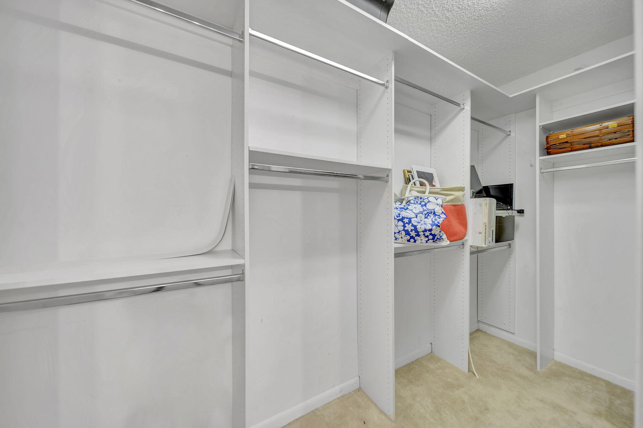 SUFFOLK AT CENTURY VILLAGE - Residential