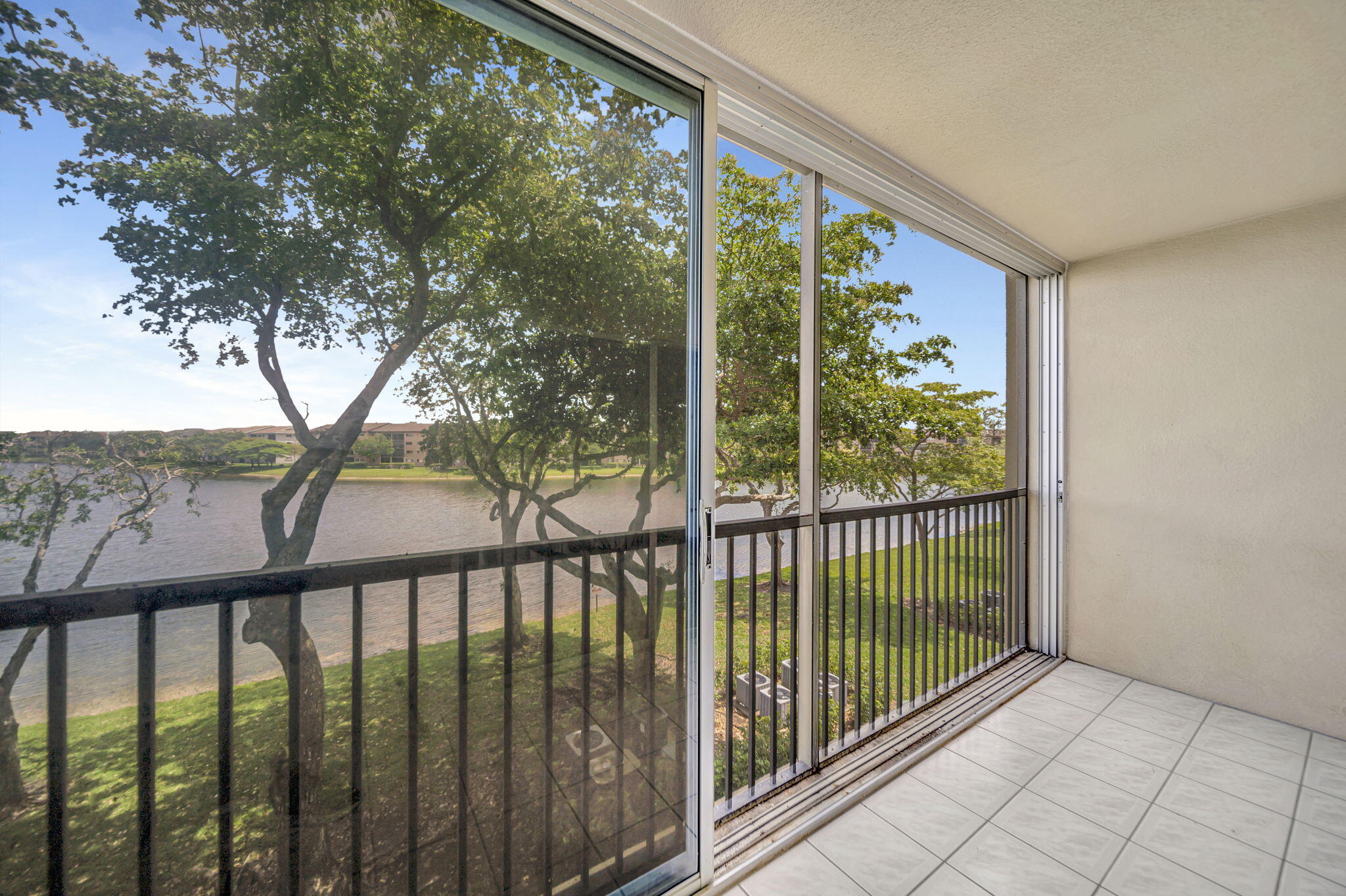 SUFFOLK AT CENTURY VILLAGE - Residential