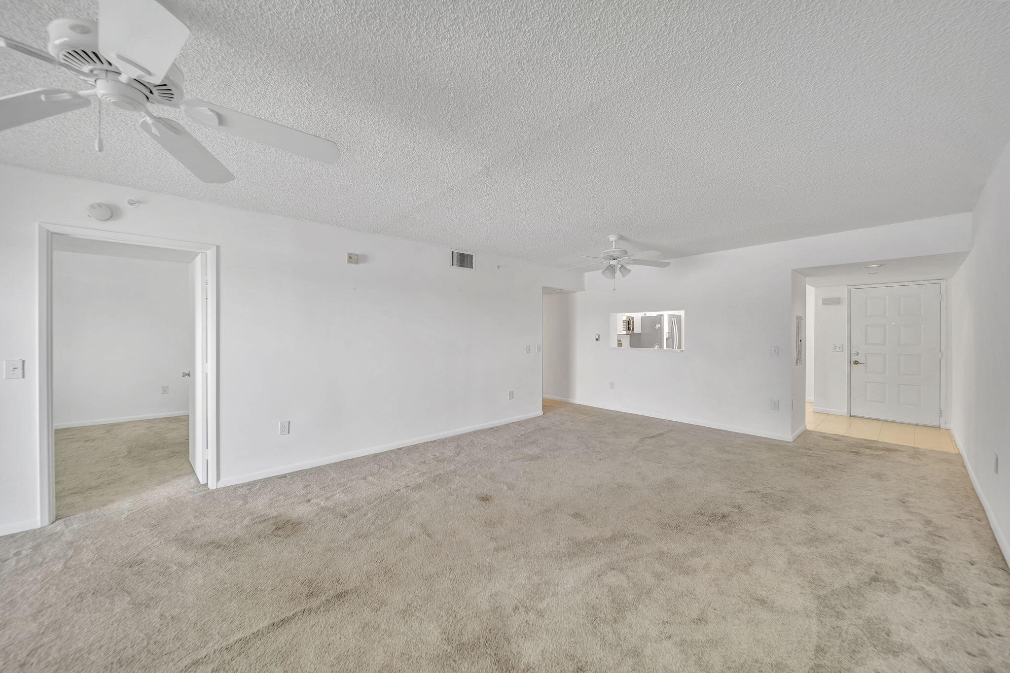 SUFFOLK AT CENTURY VILLAGE - Residential