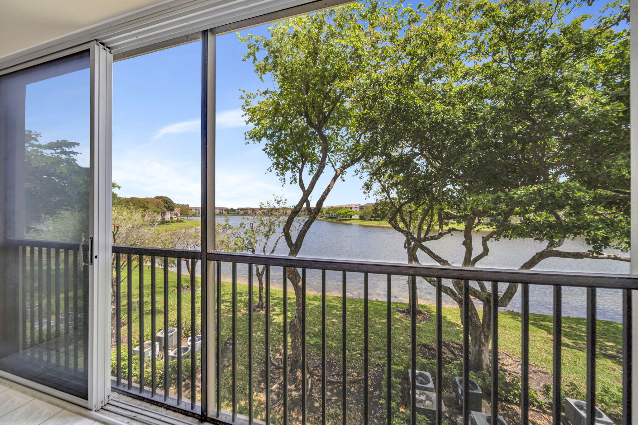 SUFFOLK AT CENTURY VILLAGE - Residential