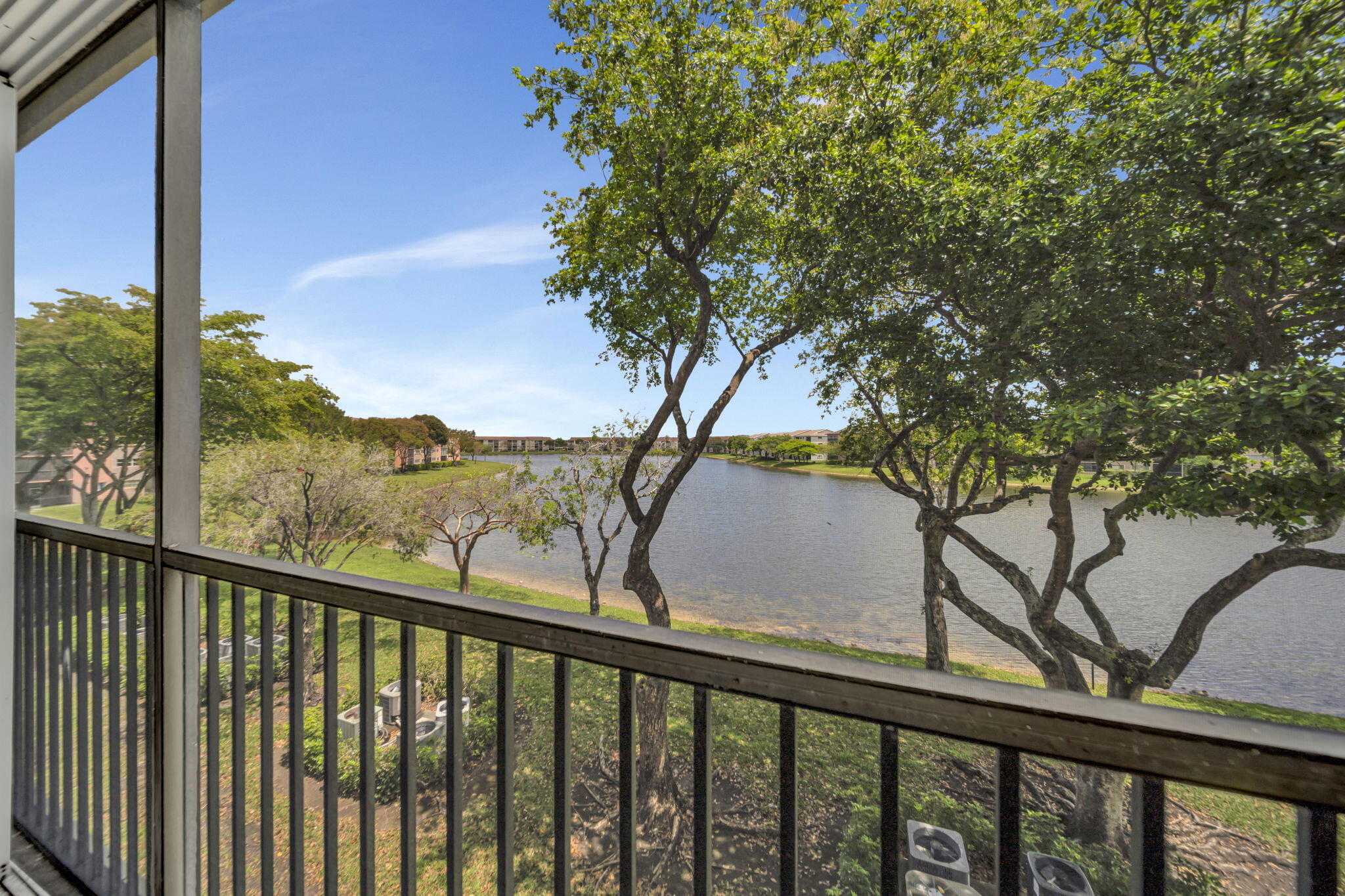 SUFFOLK AT CENTURY VILLAGE - Residential