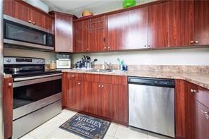 THIS IS AN EXCELLENT AND BEAUTIFUL UNIT LOCATED IN A DESIRABLE OF PINE ISLAD RIDGE AREA, CLOSE TO UNIVERTIES AND EASY ACCESS TO MOST MAJOR HIGHWAYS. ENJOY TE SERENITY OF THE GREEN TRAILS, QUIET NEIGBORHOOD. NO RENTALS RESTRICTIONS. THE UNIT IS TENANT OCCUPIED AND WILLING TO STAY. THE REFRIGERATOR IS BRAND NEW AND THE AC UNIT WILL BE REPLCED FOR A NEW ONE.