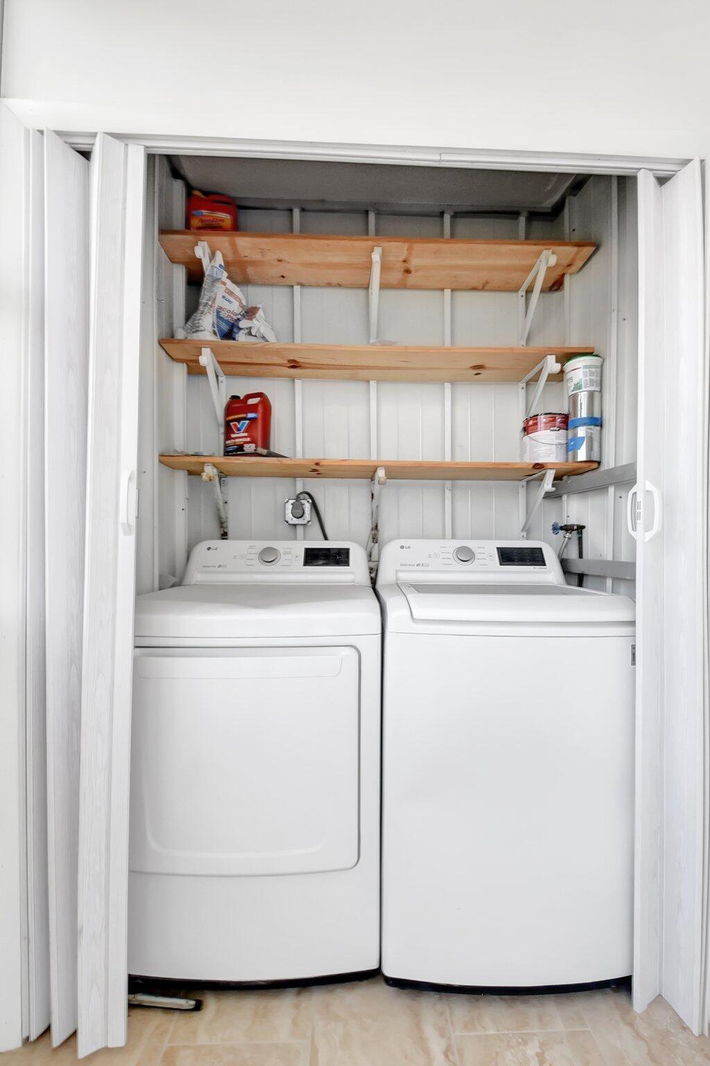 KINGS POINT BRITTANY COND - Residential