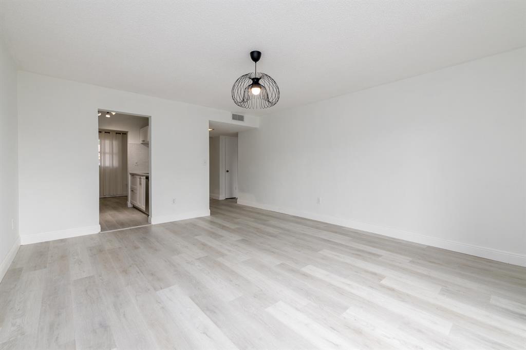 LA PLACIDA CONDO PH 1 - Residential