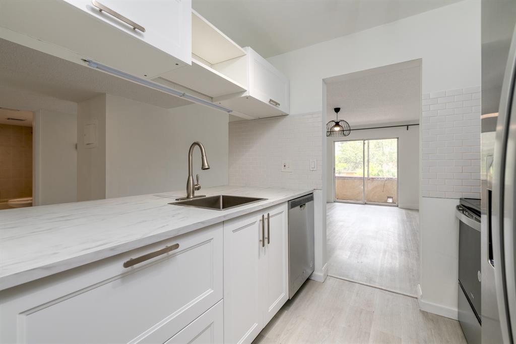 LA PLACIDA CONDO PH 1 - Residential