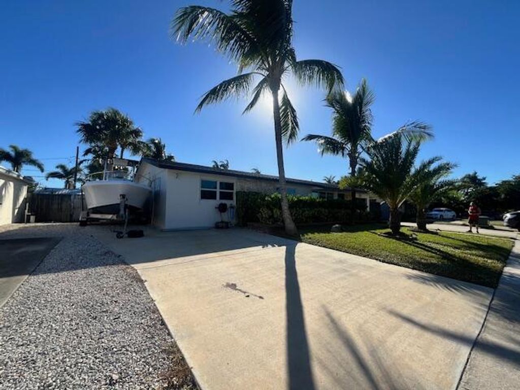 Photo of 2622 Bahia Road, West Palm Beach, FL 33406 (MLS # R11039812)