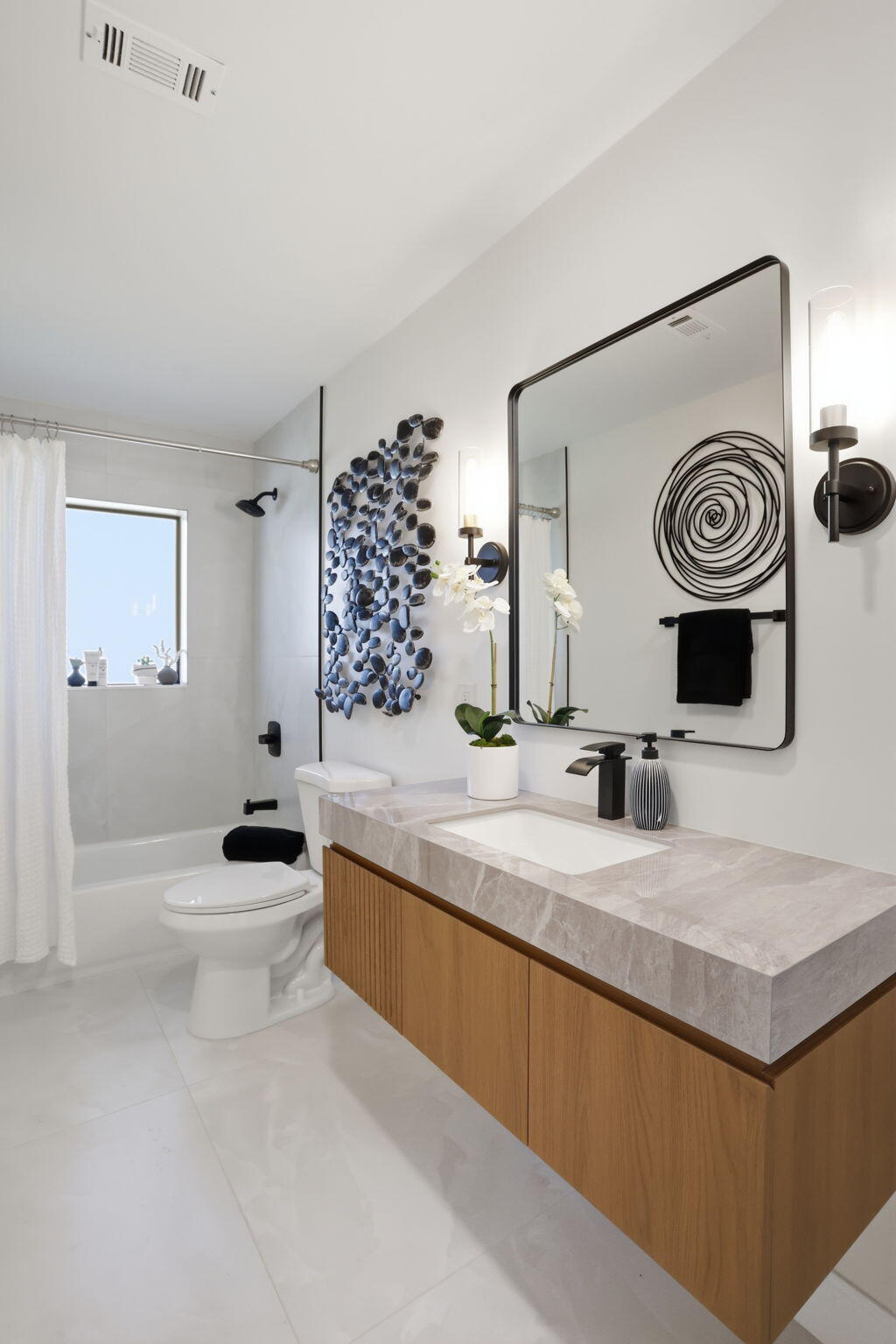 KINGSLAND PINES - Residential