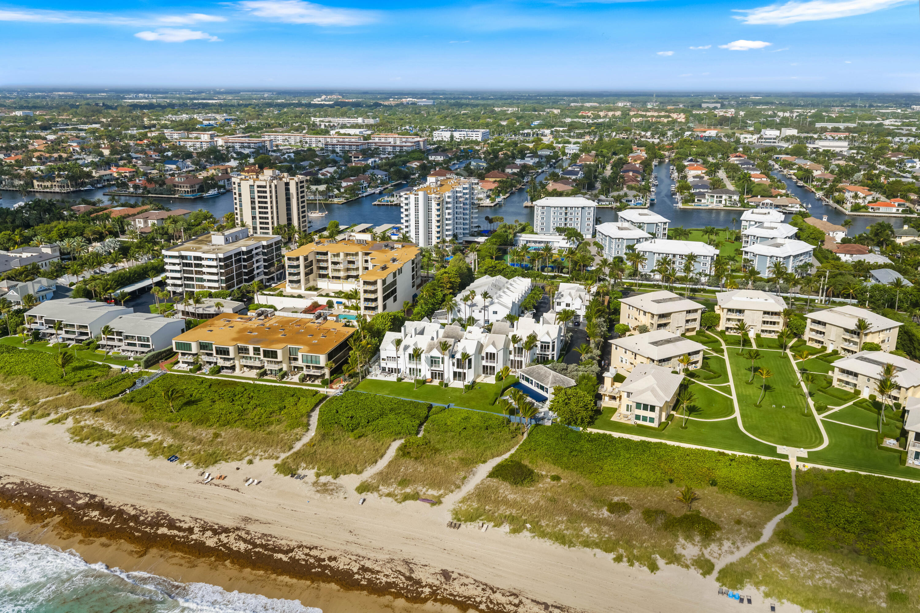 VILLAS OF OCEAN CREST - Residential