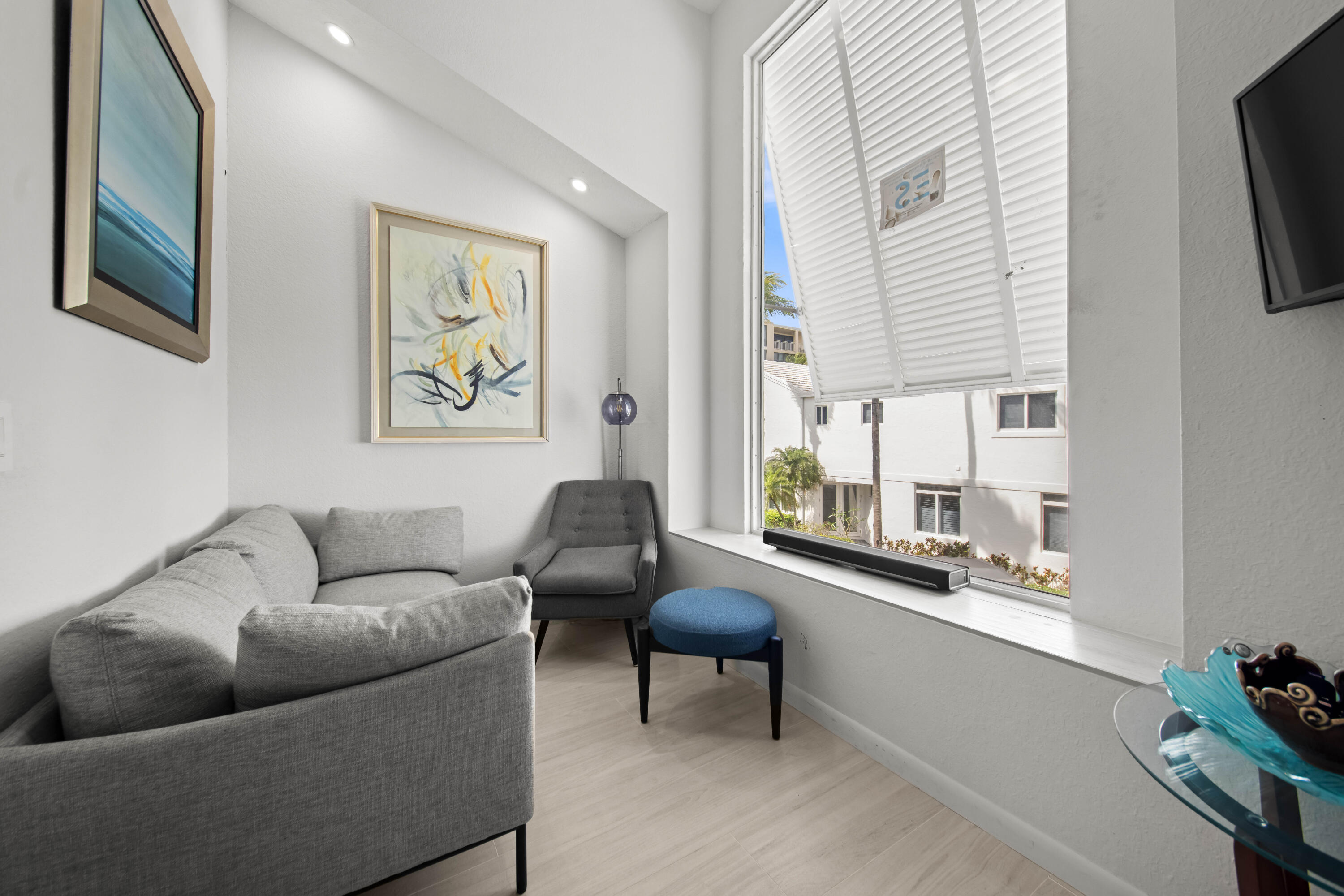 VILLAS OF OCEAN CREST - Residential