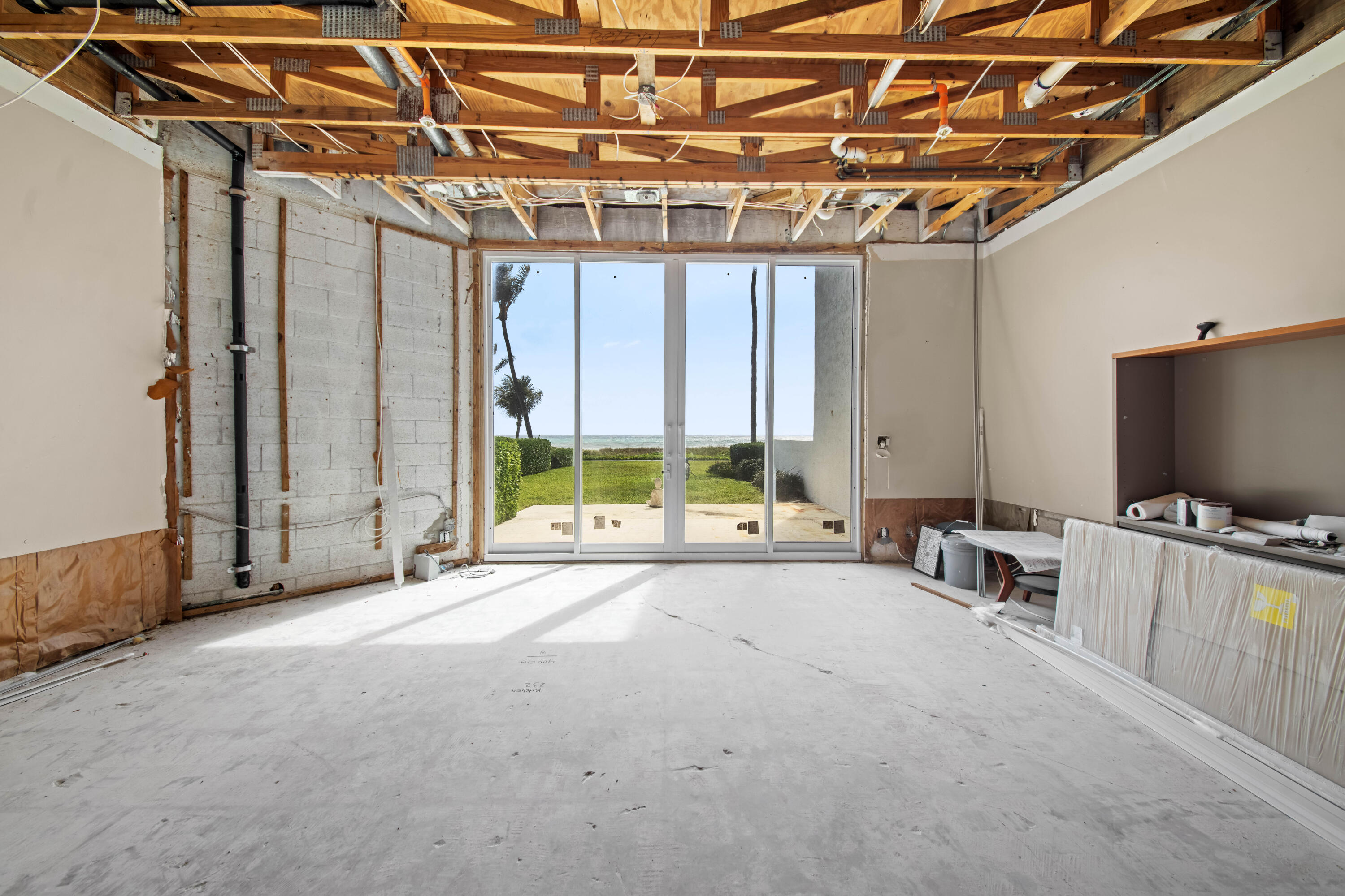 VILLAS OF OCEAN CREST - Residential