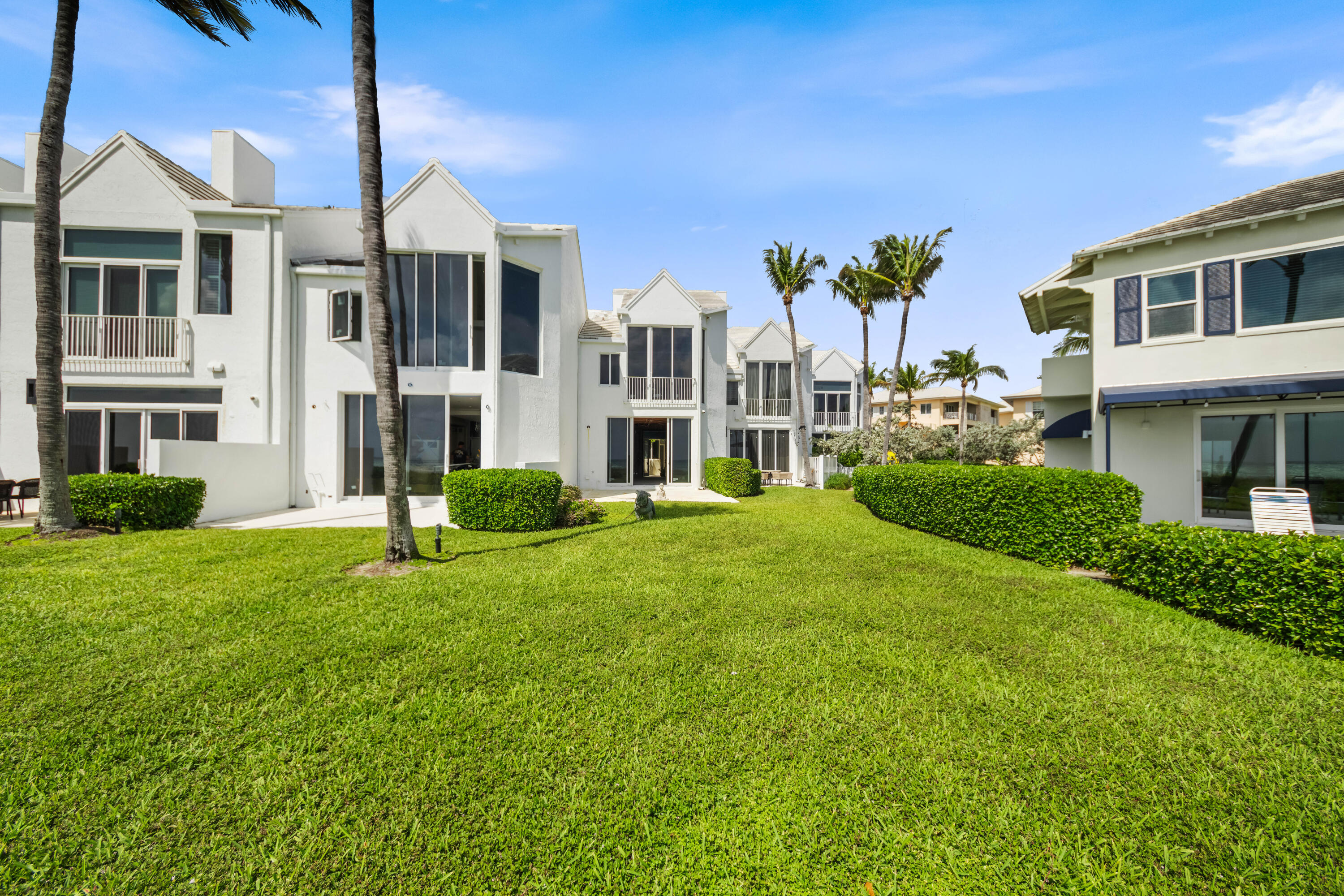 VILLAS OF OCEAN CREST - Residential