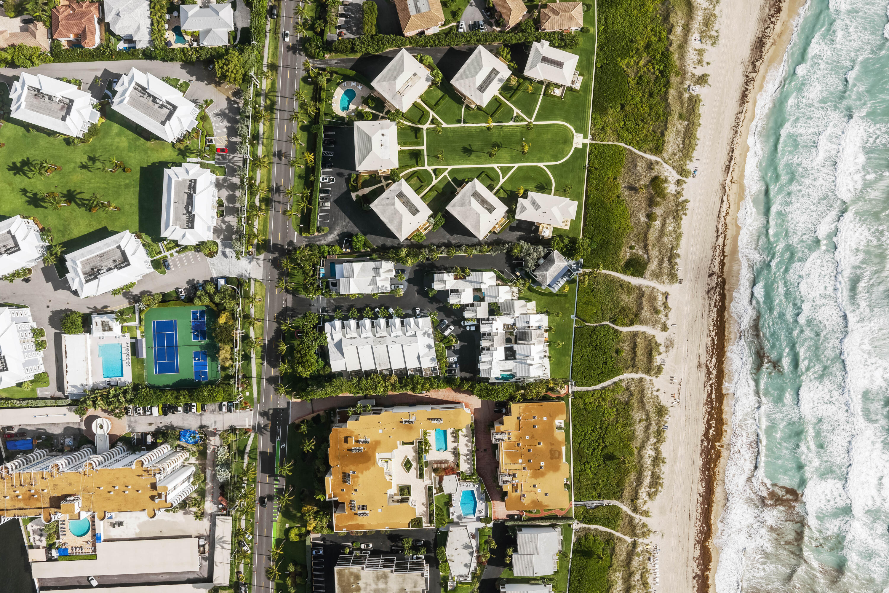 VILLAS OF OCEAN CREST - Residential