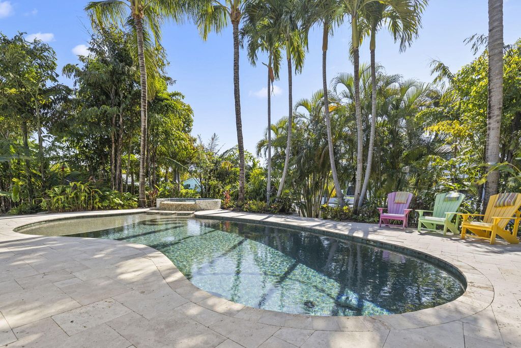 Photo of 14049 Port Circle, Palm Beach Gardens, FL 33410 (MLS # R11078308)