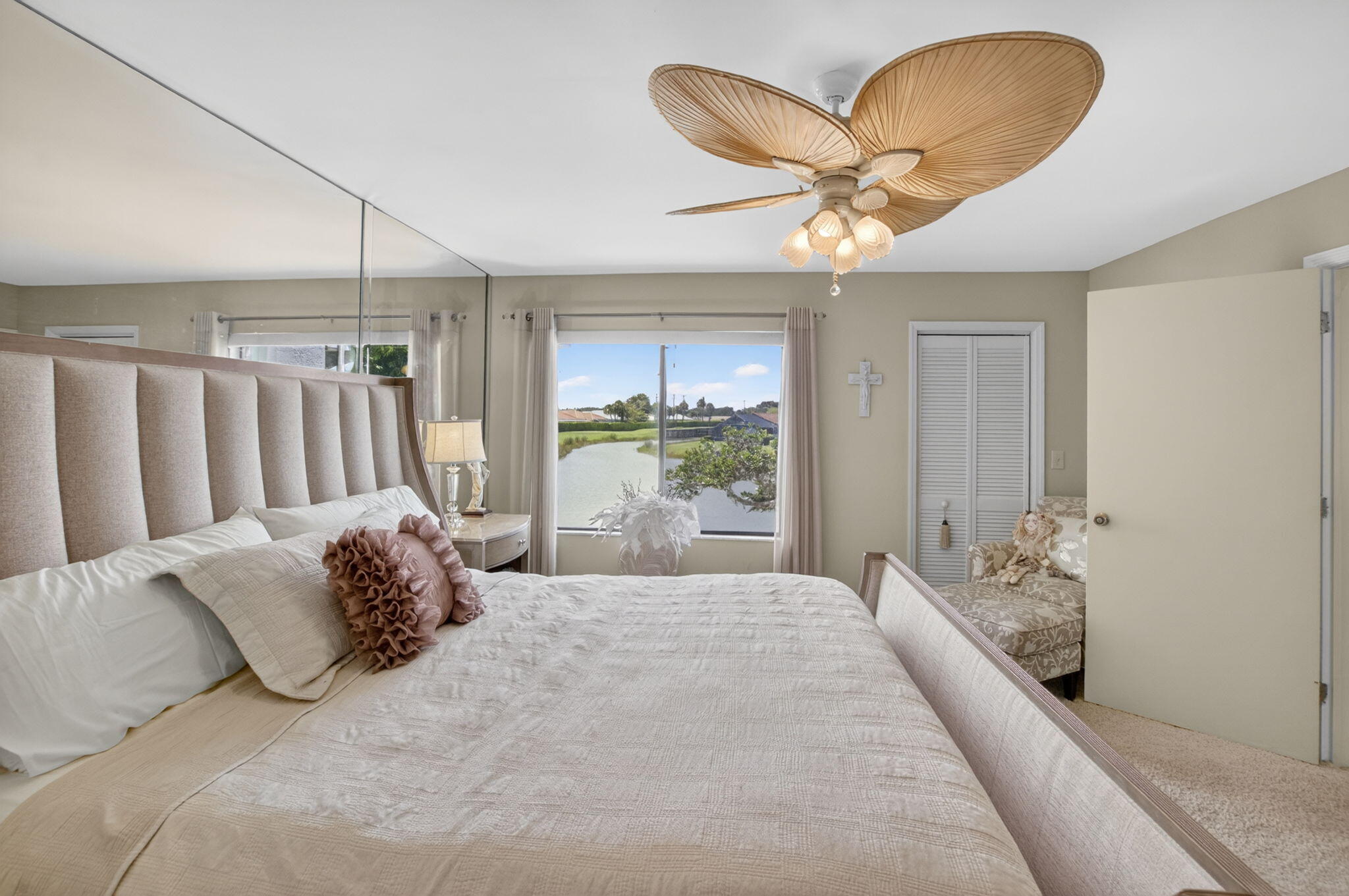 GLENEAGLES CONDO V - Residential