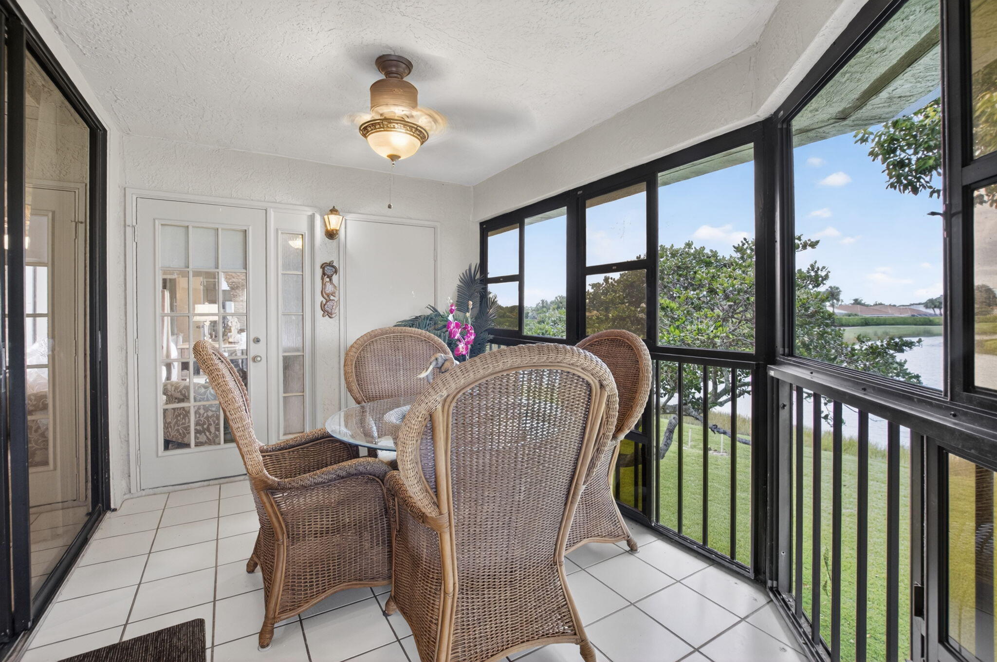 GLENEAGLES CONDO V - Residential