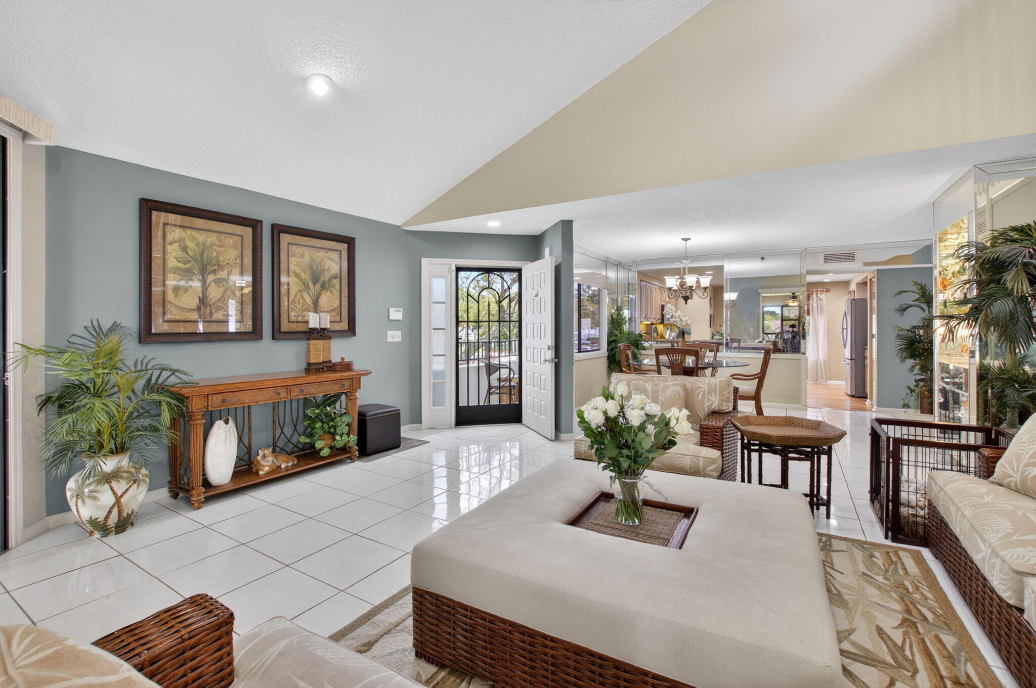 15354 Strathearn Drive 12604