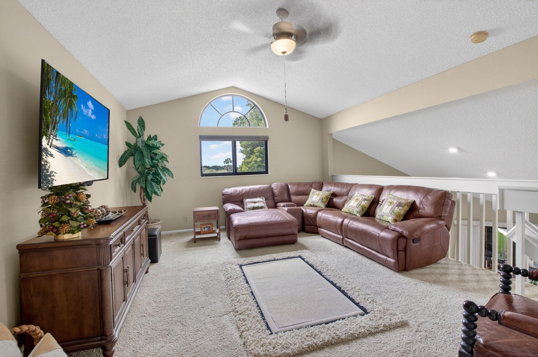 GLENEAGLES CONDO V - Residential