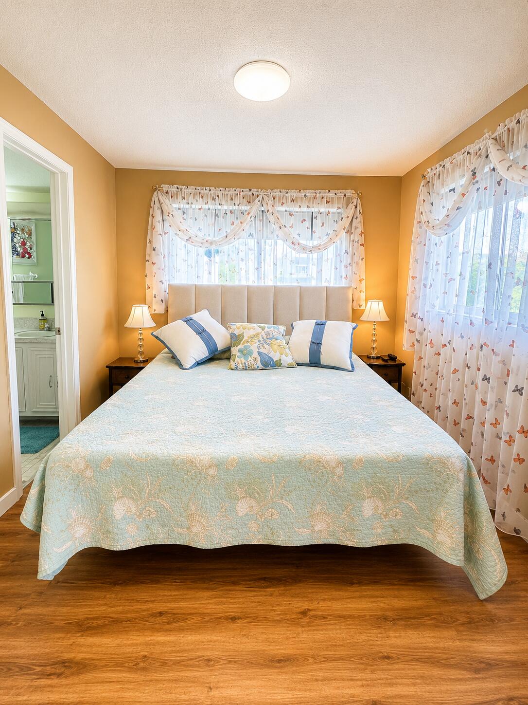 COLONIAL CLUB CONDO SEC 1 - Residential