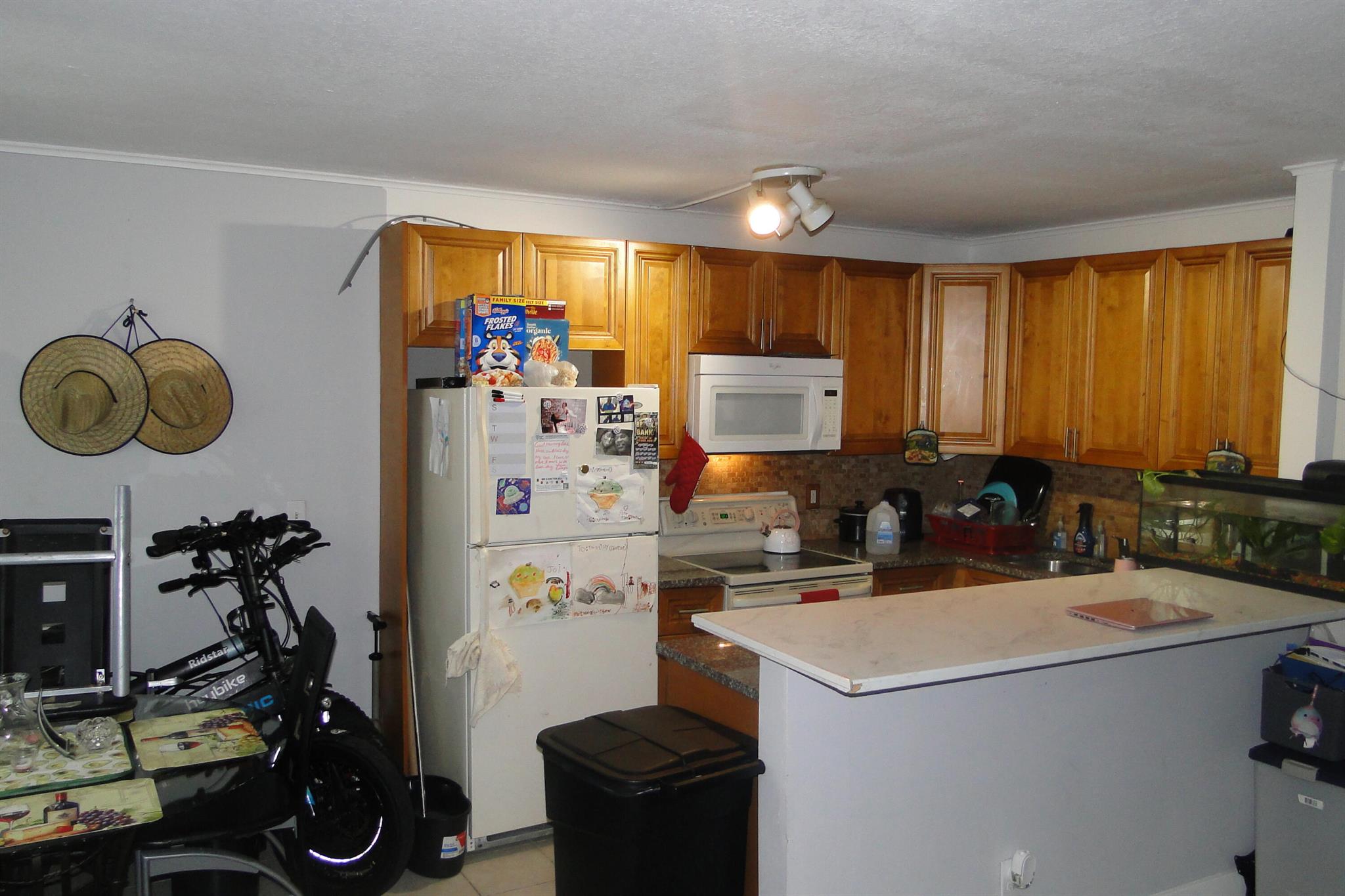 View photos, virtual tours, details... 1829 N A Street 32