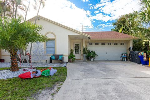 5959 Timber Valley Drive Lake Worth FL 33463